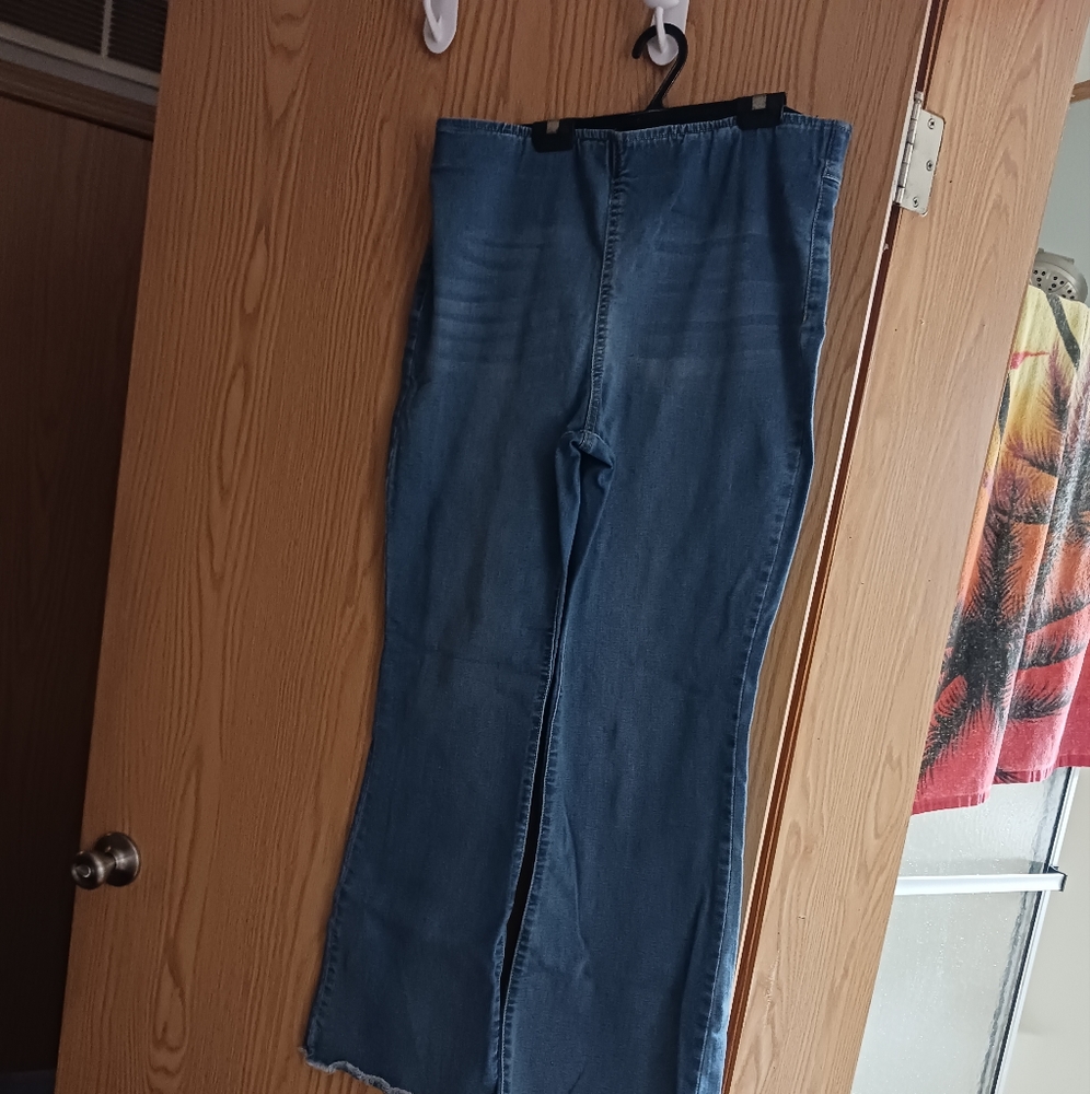 Knox rose bell bottoms